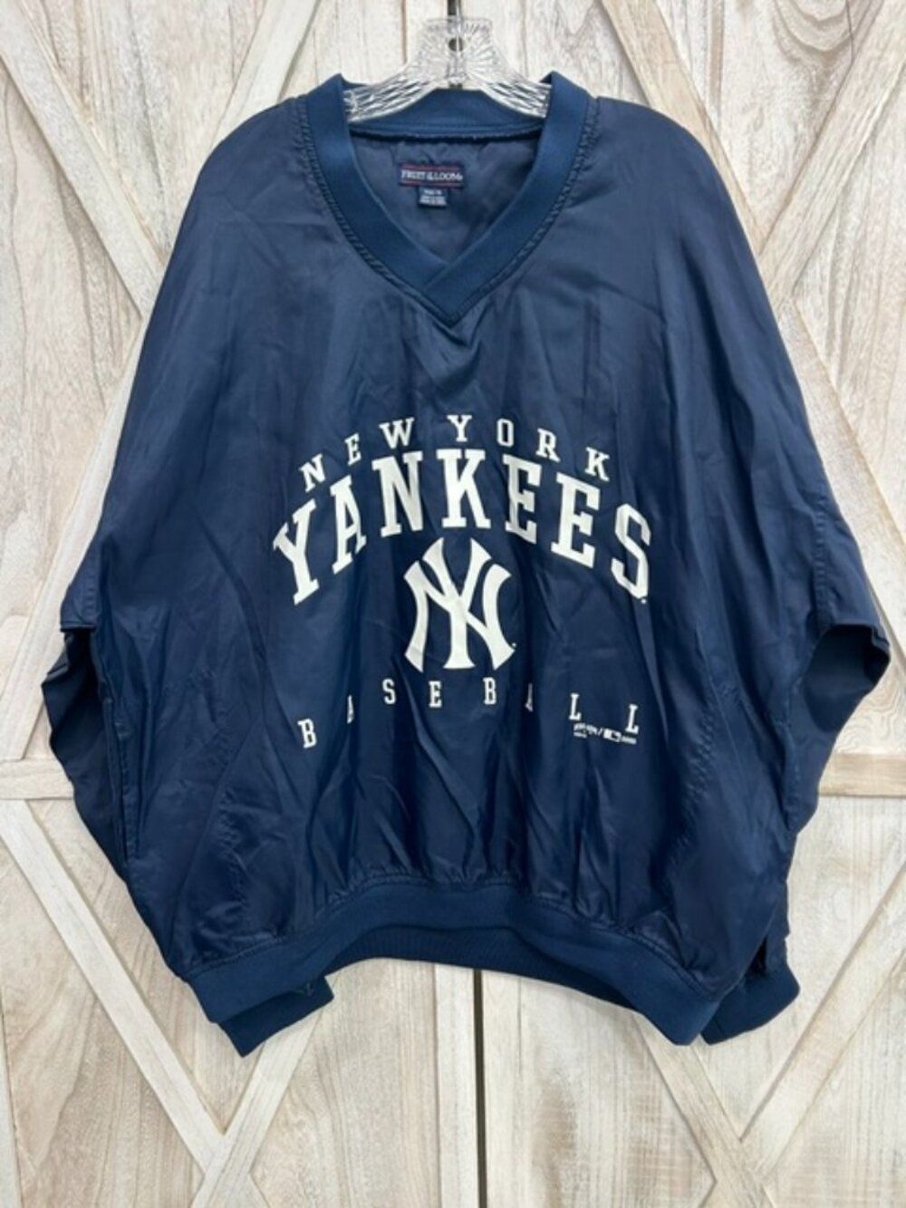 Vintage 2000 New York Yankees MLB Genuine Merchandise VNeck Pullover Windbreaker